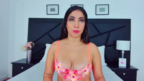 Sophie Carther online show from 02/14/25, 12:14