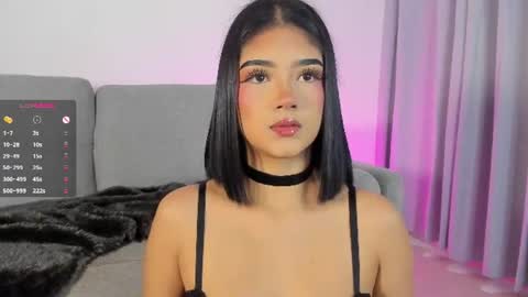 sophie  online show from 06/10/26, 03:33