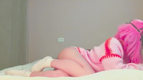 Snapshot of sophiechan69 chatting on 02/15/26, 03:31 ShopieChan69 online show from 02/15/26, 03:31