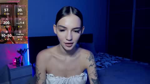 Sophie online show from 09/29/25, 11:53