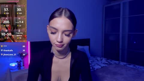 Sophie online show from 10/20/25, 11:38