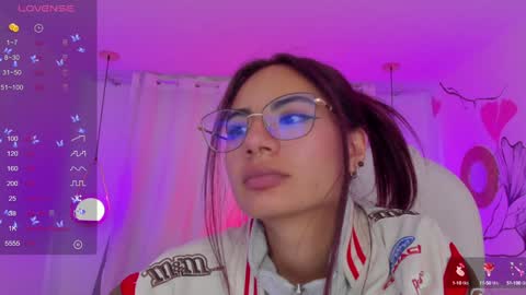   Sophie  IG sophiecherry es   online show from 12/22/24, 10:04