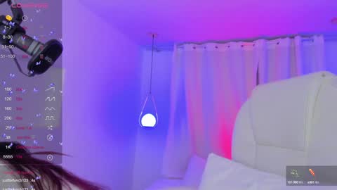   Sophie  IG sophiecherry es   online show from 01/04/25, 12:37