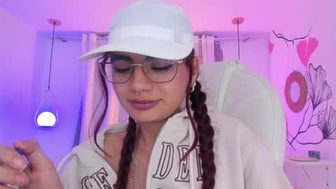   Sophie  IG sophiecherry es   online show from 01/31/25, 10:20