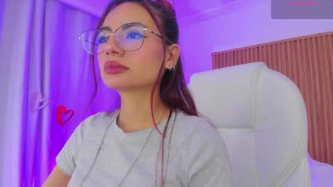   Sophie  IG sophiecherry es   online show from 03/11/25, 06:21