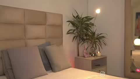 Sophie online show from 06/01/26, 11:56