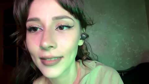 Mira online show from 10/22/25, 09:03
