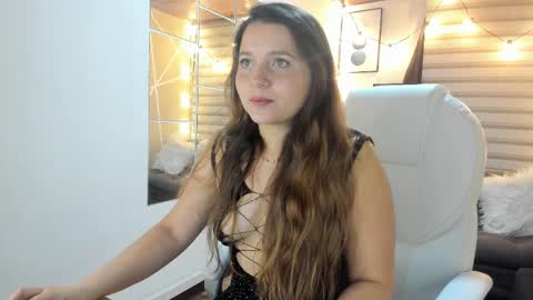 Snapshot of sophiee09_ chatting on 09/26/25, 01:26 Sophie  online show from 09/26/25, 01:26