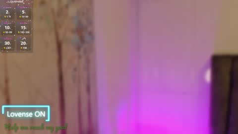 Snapshot of sophiee_smith chatting on 01/10/25, 10:39 Sophie online show from 01/10/25, 10:39