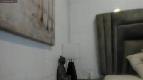 Snapshot of sophiee_smith chatting on 01/15/25, 10:27 Sophie online show from 01/15/25, 10:27