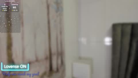 Snapshot of sophiee_smith chatting on 01/23/25, 10:22 Sophie online show from 01/23/25, 10:22