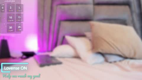 Snapshot of sophiee_smith chatting on 02/04/25, 05:45 Sophie online show from 02/04/25, 05:45