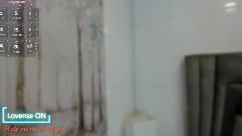 Snapshot of sophiee_smith chatting on 02/09/25, 11:04 Sophie online show from 02/09/25, 11:04