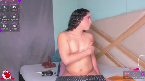 Snapshot of sophiee_sweets chatting on 04/02/26, 09:45 Shophiee online show from 04/02/26, 09:45