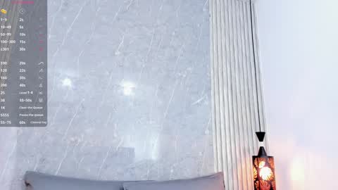 Snapshot of sophiee_velvet chatting on 01/18/25, 11:32 online show from 01/18/25, 11:32