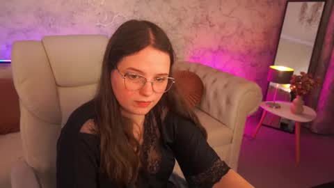 sophieedreams online show from 10/27/25, 04:00
