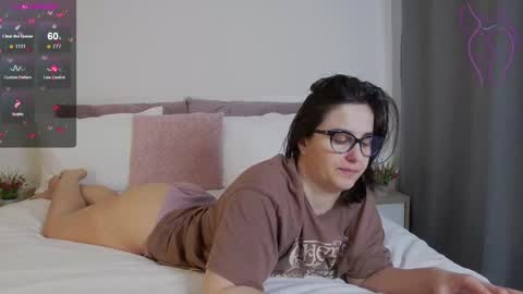 Sophie Rain online show from 02/12/25, 07:44