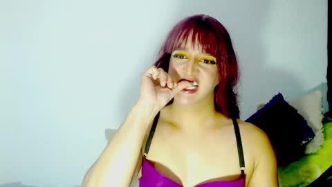 sophiehillsxo online show from 02/24/25, 12:09