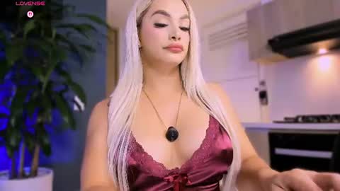 SAMANTHA online show from 07/11/26, 02:31