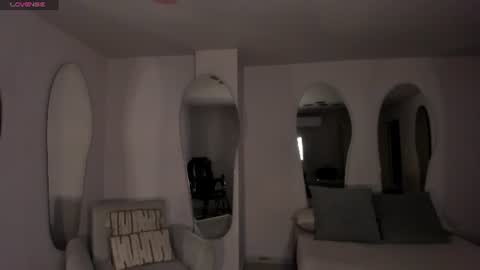 Sophie Houston online show from 07/03/26, 03:02