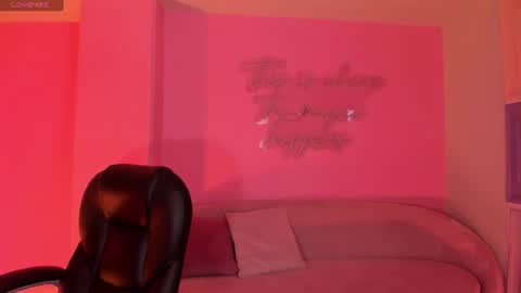 Sophie Houston online show from 07/07/26, 02:03
