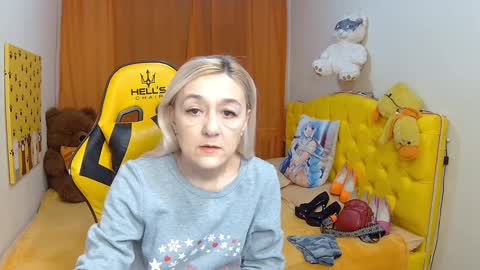 Snapshot of sophiekittyy chatting on 02/01/25, 07:15 sophiekittyy online show from 02/01/25, 07:15