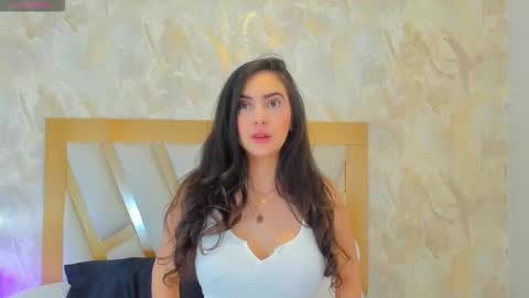 Snapshot of sophiekozlov chatting on 11/12/25, 01:33 Sophie online show from 11/12/25, 01:33