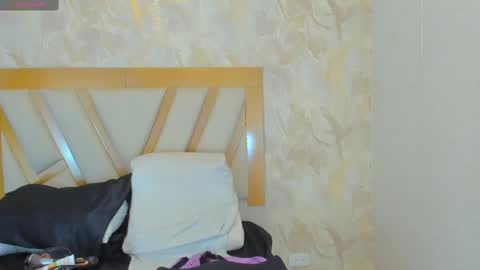 Snapshot of sophiekozlov chatting on 11/23/25, 12:38 Sophie online show from 11/23/25, 12:38