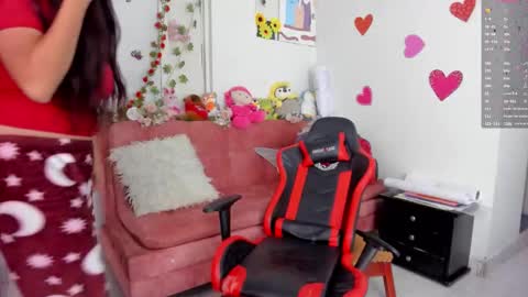 Snapshot of sophielamour chatting on 11/16/25, 02:39 Sophie LAmour online show from 11/16/25, 02:39