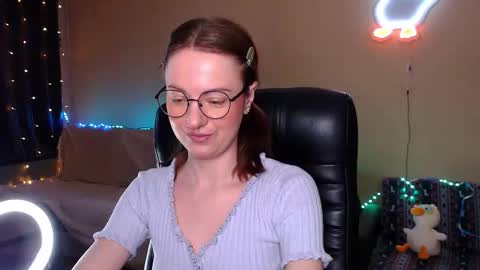 Snapshot of sophieleroux chatting on 02/19/26, 11:50 sophieleroux online show from 02/19/26, 11:50