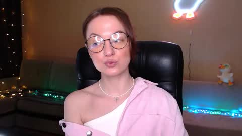 Snapshot of sophieleroux chatting on 02/24/26, 09:07 sophieleroux online show from 02/24/26, 09:07