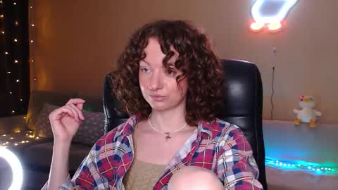 Snapshot of sophieleroux chatting on 02/26/26, 02:05 sophieleroux online show from 02/26/26, 02:05