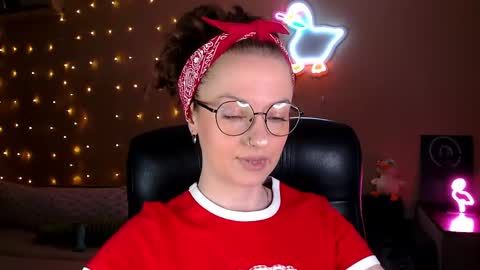 Snapshot of sophieleroux chatting on 04/30/26, 07:09 sophieleroux online show from 04/30/26, 07:09