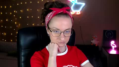 Snapshot of sophieleroux chatting on 04/30/26, 08:57 sophieleroux online show from 04/30/26, 08:57