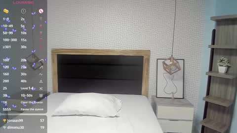 Sophie  online show from 01/08/25, 03:50