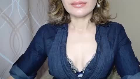 Snapshot of sophiemisss chatting on 09/20/25, 07:09 Sophiemisss online show from 09/20/25, 07:09