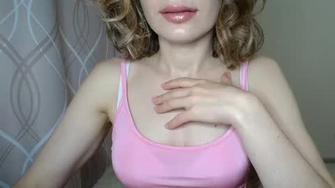 Sophiemisss online show from 09/30/25, 10:42