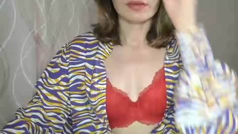 Sophiemisss online show from 06/18/26, 09:47