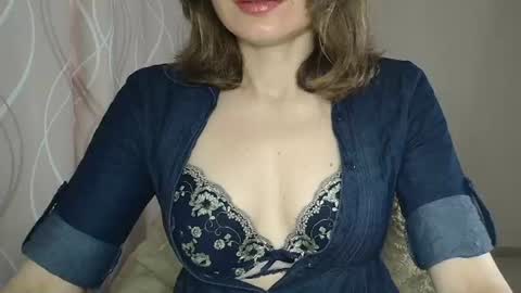 Sophiemisss online show from 06/19/26, 06:51