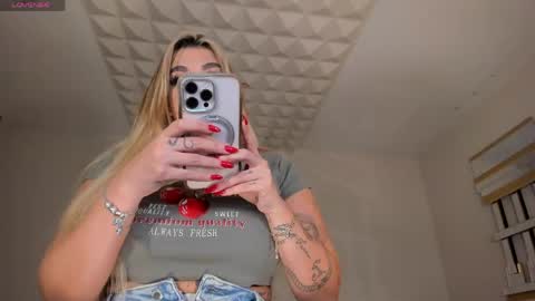 Sophie  Palmer online show from 05/24/26, 11:59