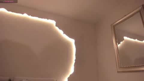 Sophie  Palmer online show from 06/10/26, 11:42