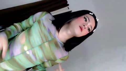 Snapshot of sophieslutx chatting on 05/22/26, 07:59 SOPHIEX online show from 05/22/26, 07:59