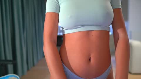       online show from 10/20/25, 05:24