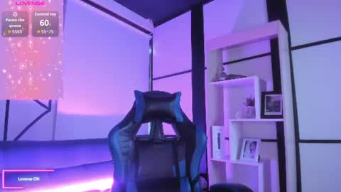 sophiewatson_ online show from 07/28/26, 06:20
