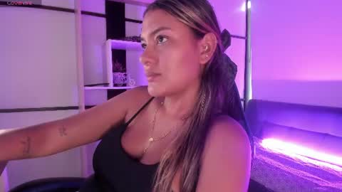 sophiewatson_ online show from 08/03/26, 12:54
