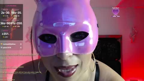 Snapshot of sophifiremodel chatting on 10/18/25, 02:03 sophi fire  online show from 10/18/25, 02:03