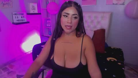Sofi online show from 02/17/25, 10:47