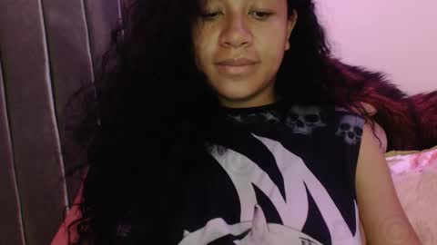 Sophia this is not my real name online show from 11/25/25, 01:05