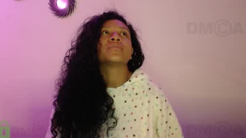 Sophia this is not my real name online show from 12/16/25, 01:10