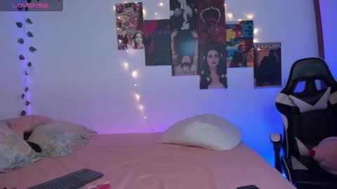 Sophie online show from 01/17/25, 11:38